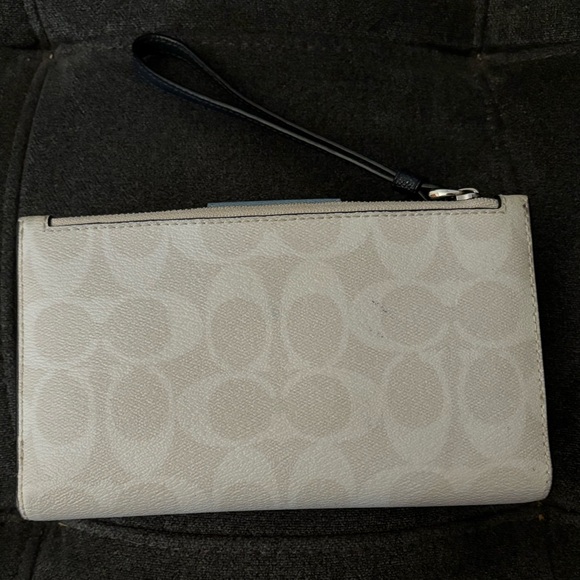 Coach Phone Wallet - Picture 2 of 7